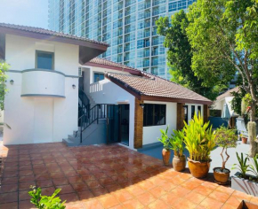 5 bedroom Villa Lux Jomtien